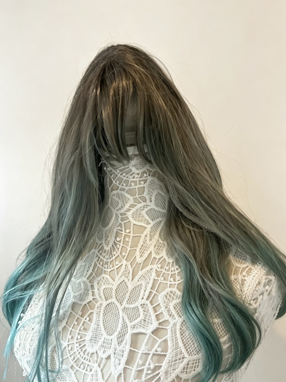 Dreamholic Ash Green Gradient Wig 17โ | Anime Alt Fairy Style